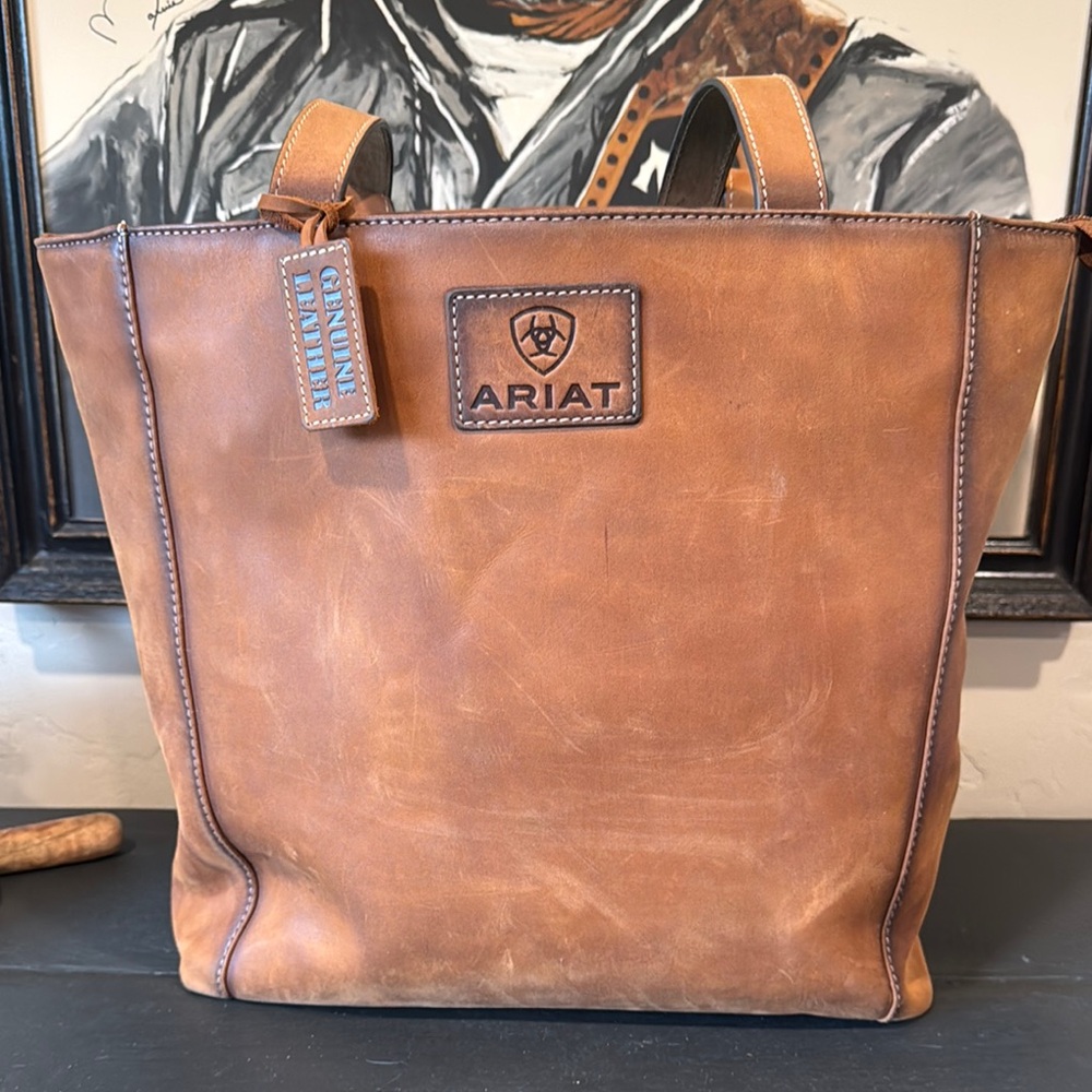 Ariat Brown Leather Tote Bag with Classic Design